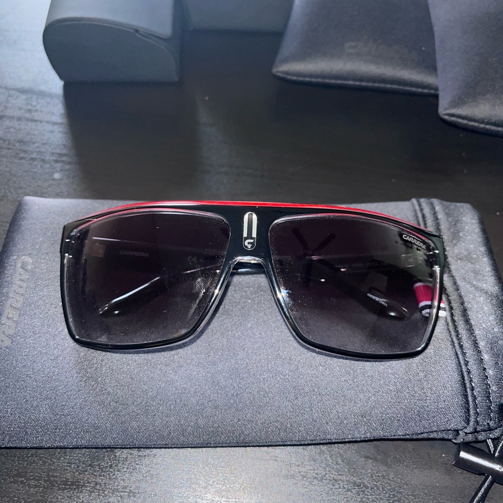 # SLEEK DESIGNER SUNGLASSES - PERFECT FOR YOUR SUMMER STYLE